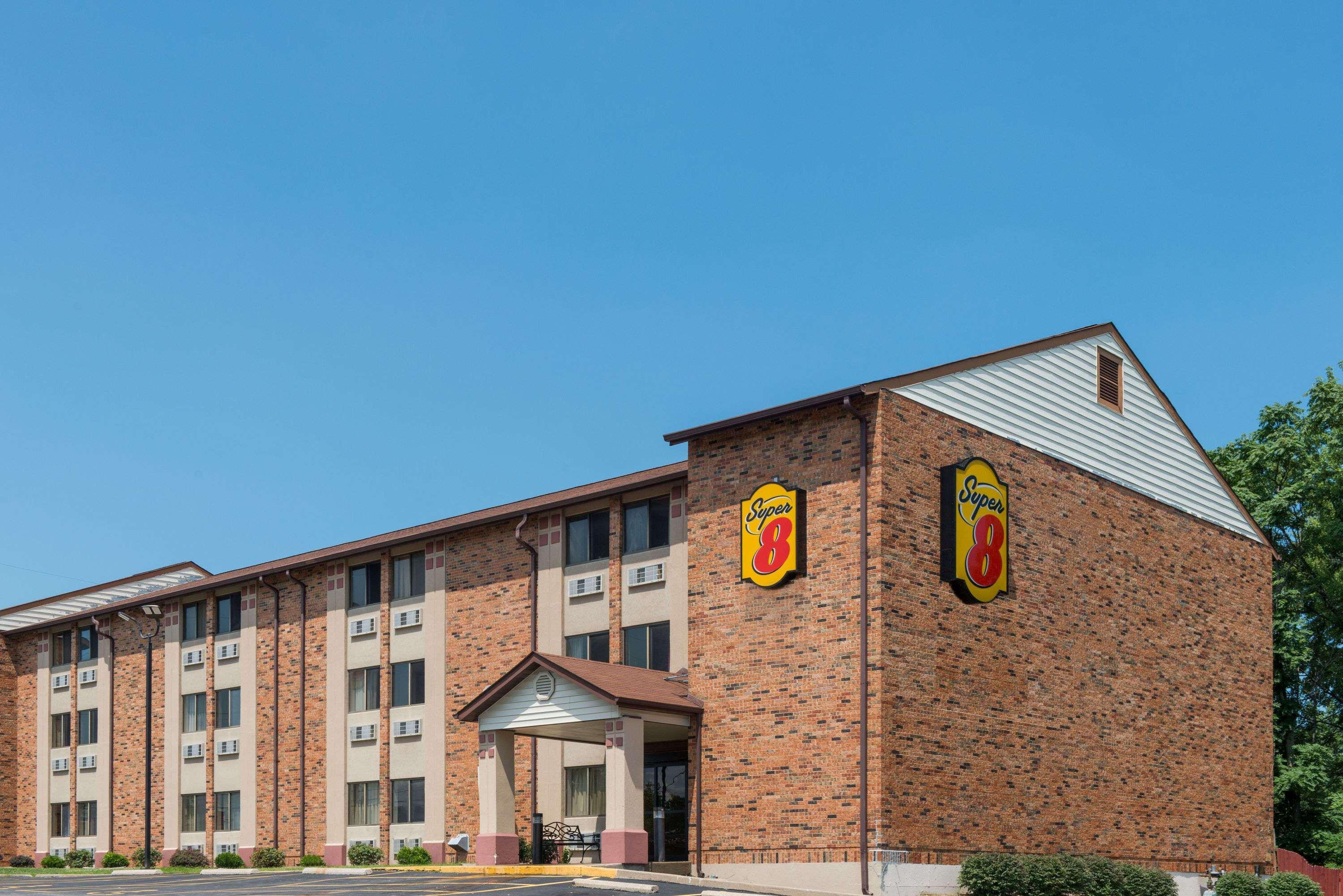 Super 8 By Wyndham St Charles Saint Charles Exterior foto