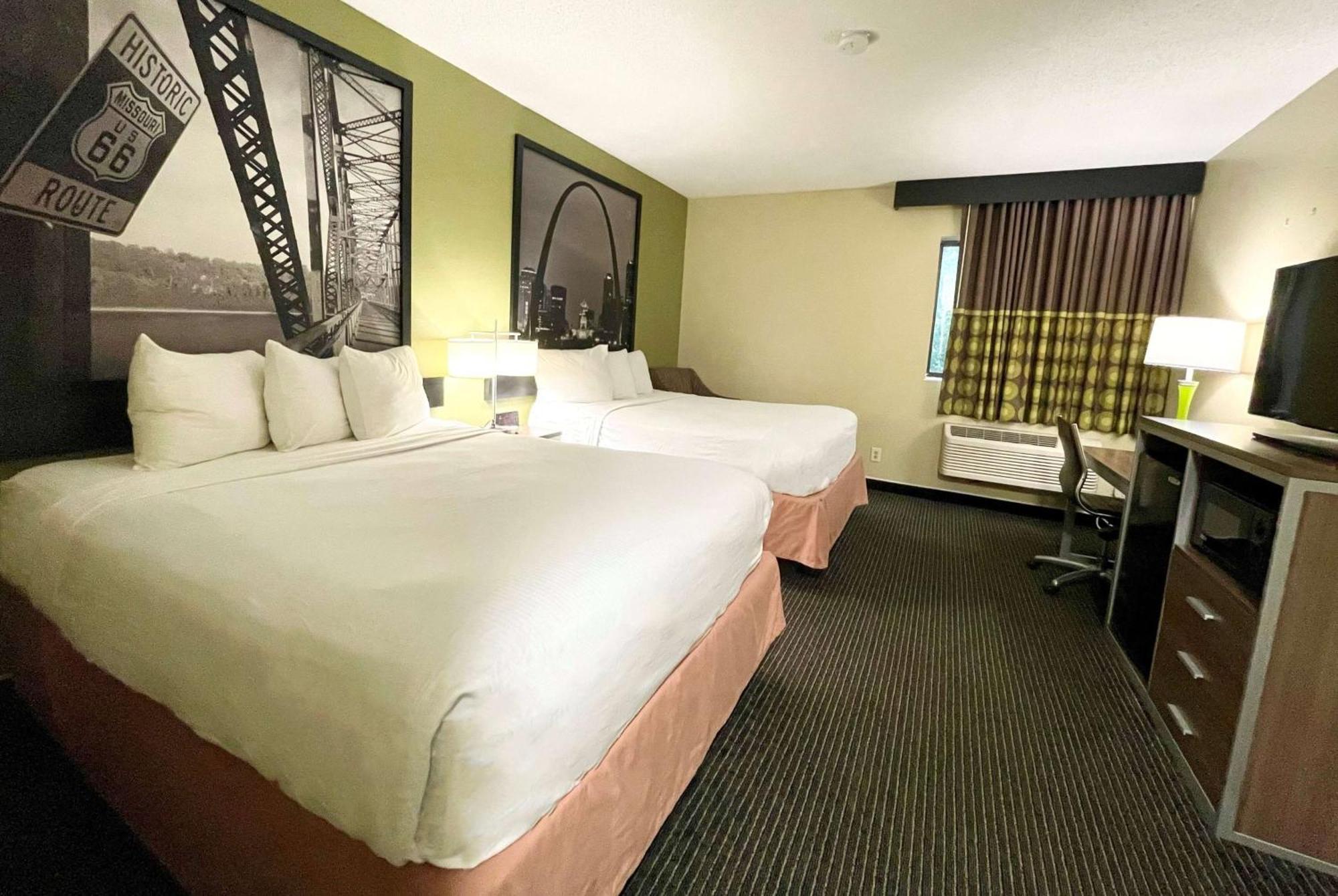 Super 8 By Wyndham St Charles Saint Charles Exterior foto
