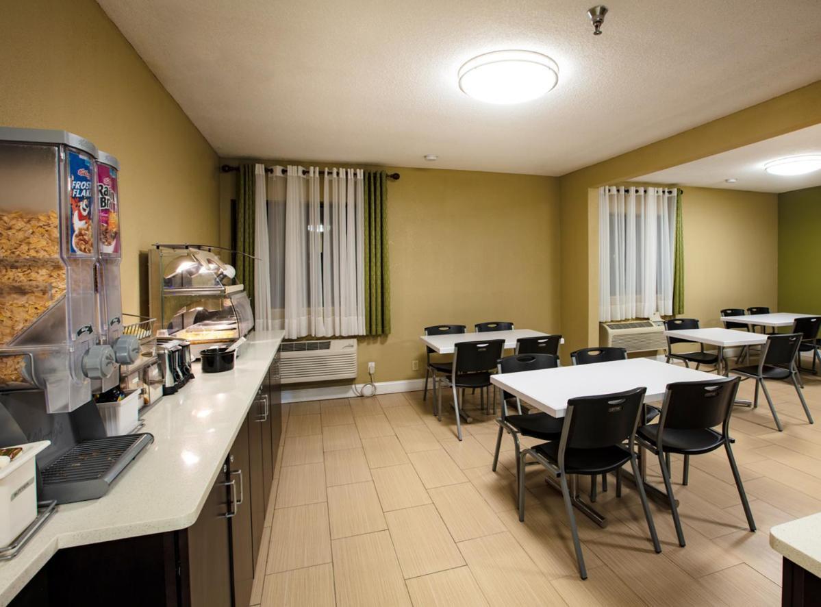 Super 8 By Wyndham St Charles Saint Charles Exterior foto